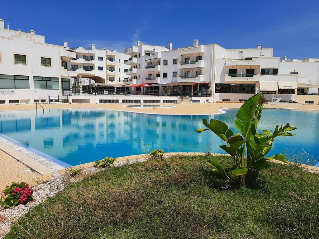 New Flat In Dunas De Alvor With Front Balcony Pool Exterior photo